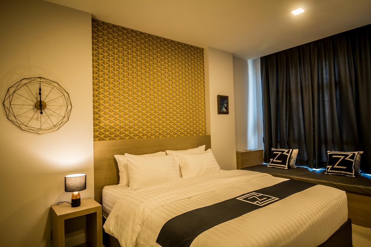 Triple Z Hotel Hua Hin Bagian luar foto