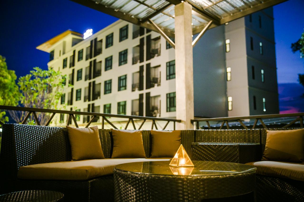 Triple Z Hotel Hua Hin Bagian luar foto