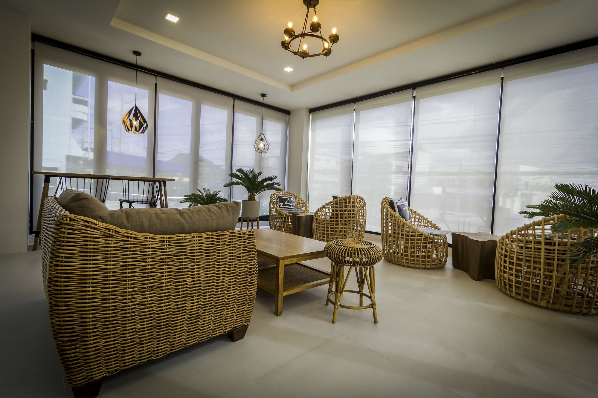 Triple Z Hotel Hua Hin Bagian luar foto